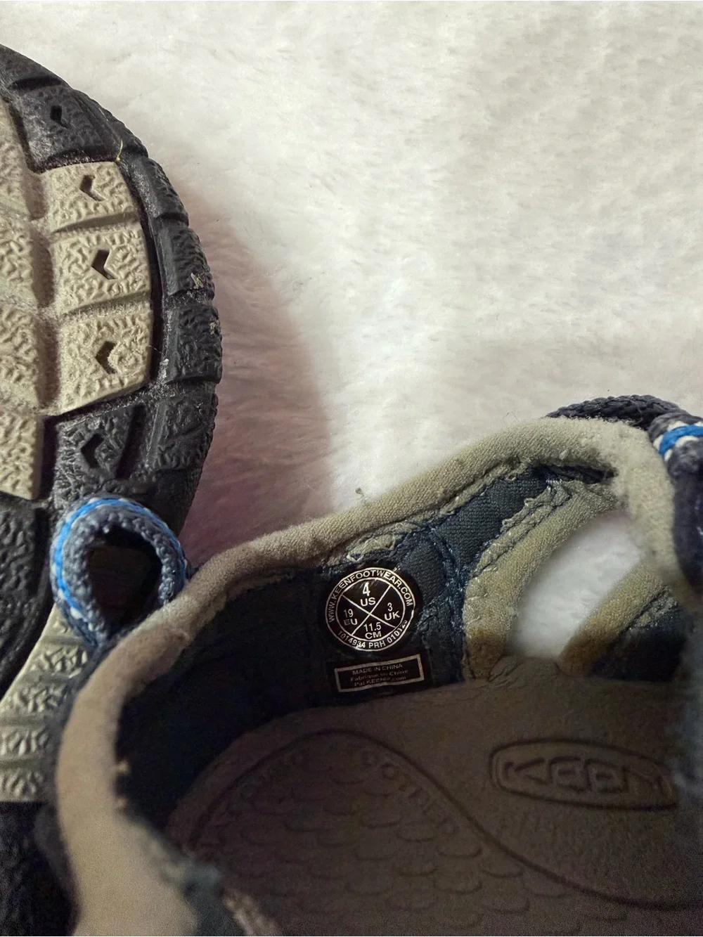 Keen Kids Navy and Bright Blue Closed-Toe Sandals